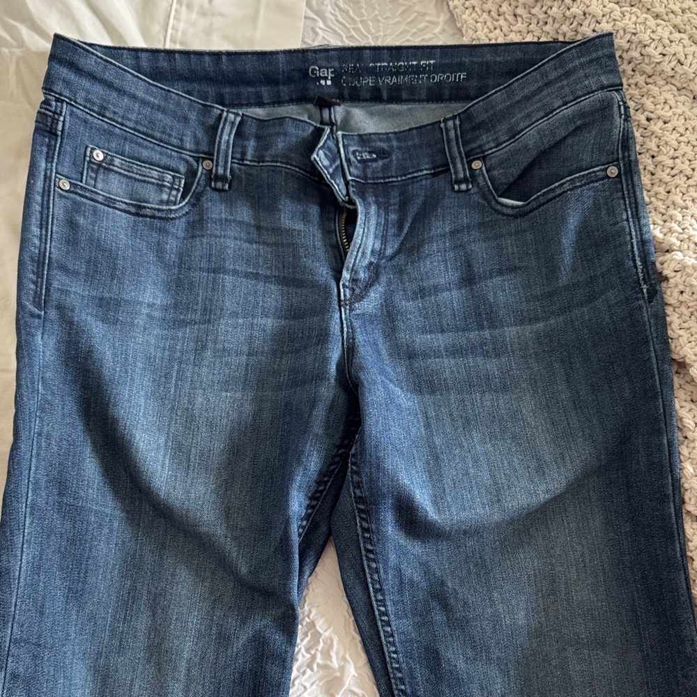 GAP Women's Classic Straight Leg Blue Jeans